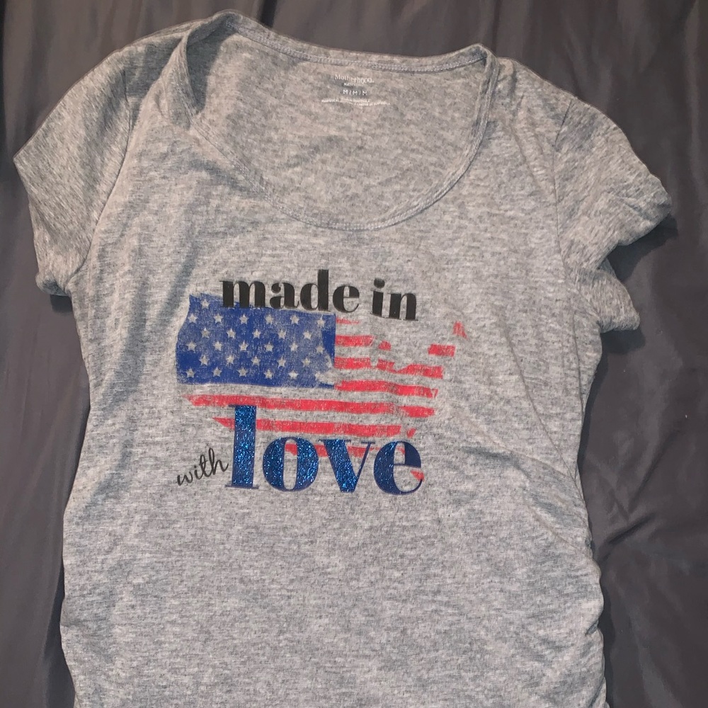 Motherhood Maternity tshirt size M